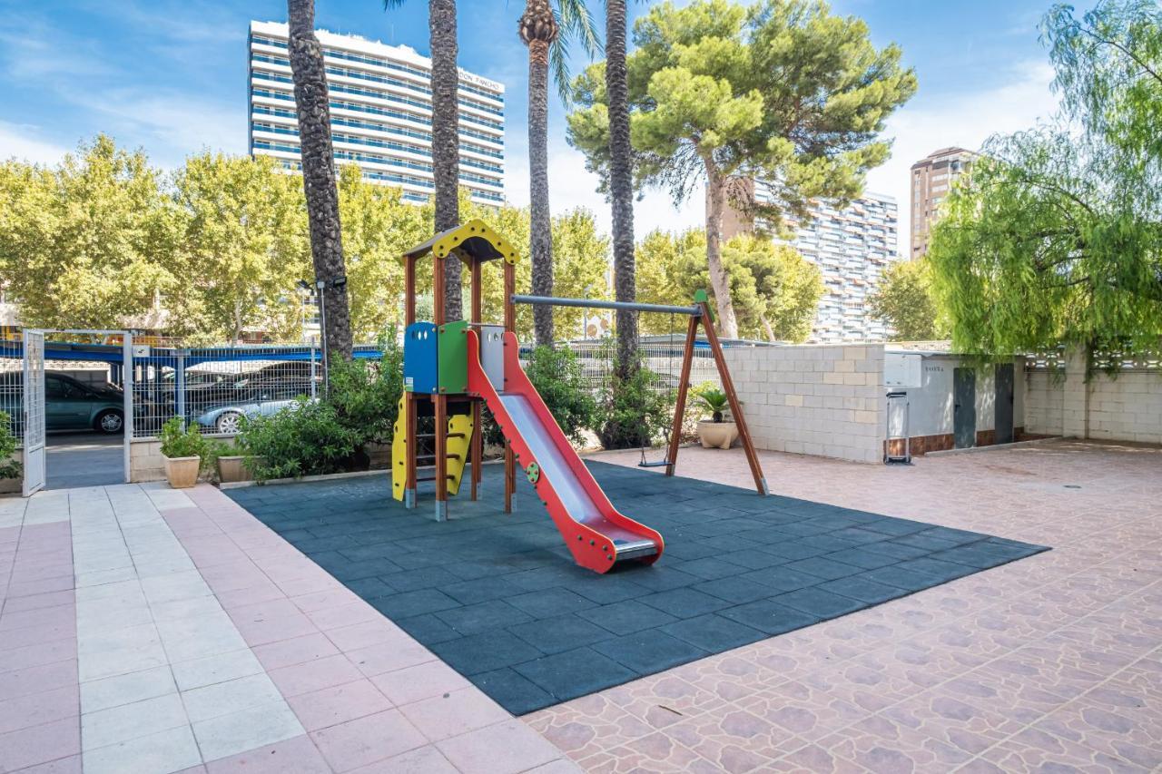 Torre Yago Deluxe 1-2 Levante Beach Бенидорм Екстериор снимка